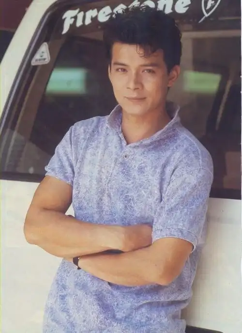 p>黄日华,1961年9月4日出生于广东省惠州市博罗县,中国香港男演员