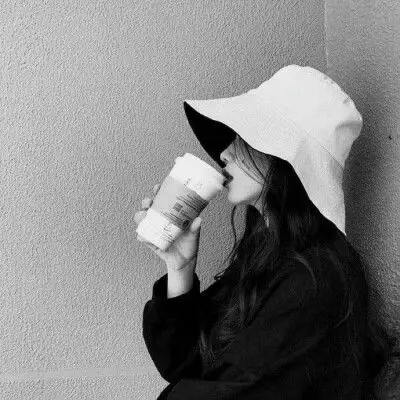 真人头像侧脸女生