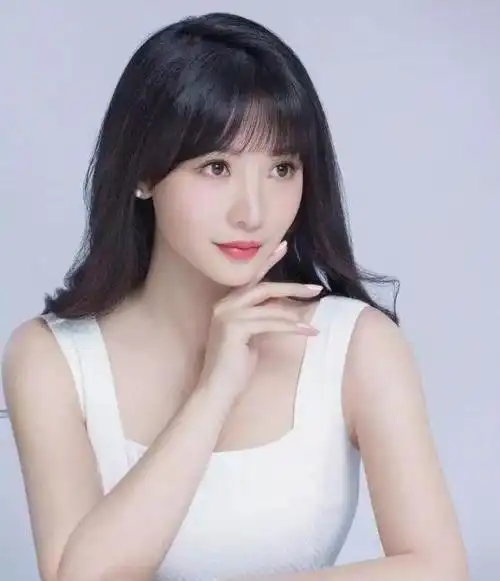 柳岩无人敢娶?42岁的她成为了一个笑话?网友:不可能!