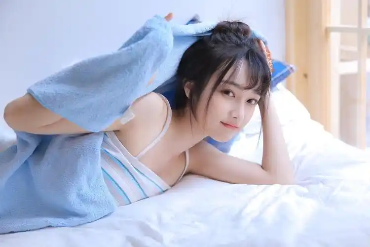 snh48宋昕冉更多美女校花可以进我微博看