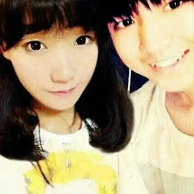 【图】王俊凯和李佳宁的吻照被网友流传 tfboys队长被曝早恋_大陆星闻