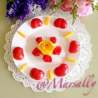 西红柿爱心与玫瑰的做法