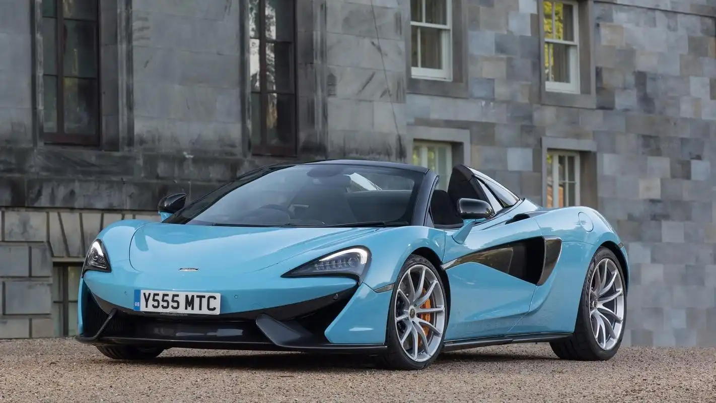 炫酷高清图片壁纸,迈凯伦跑车图片,时尚拉风的外观,炫酷霸气的速度