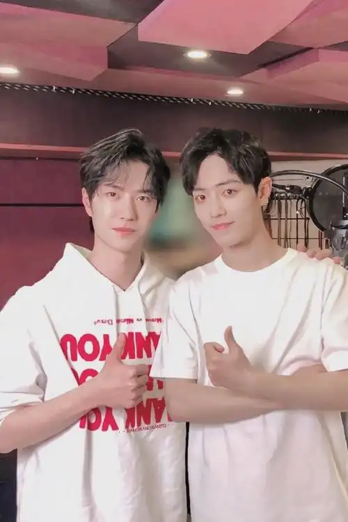 肖战王一博粉丝海边唱无羁