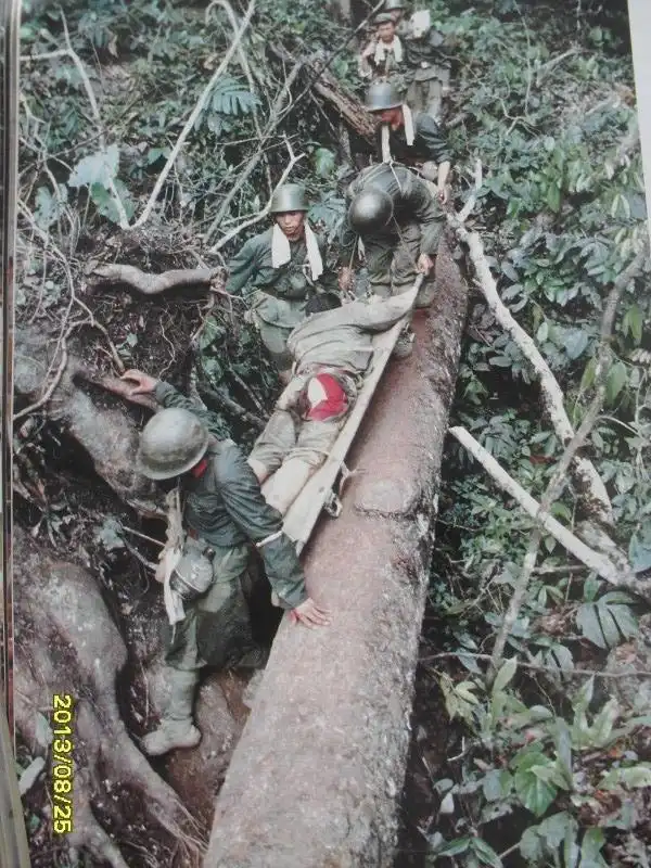 中越战争真实故事:他把两个儿子送上前线,又得到儿子们的噩耗