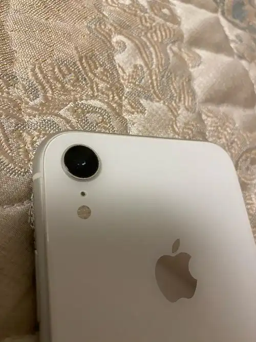 已出本地编辑了出苹果xr64g国行白色