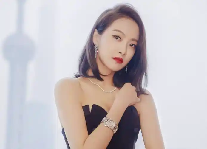 18岁保送北舞,娱乐圈的37岁女王,宋茜属于女明星的?__