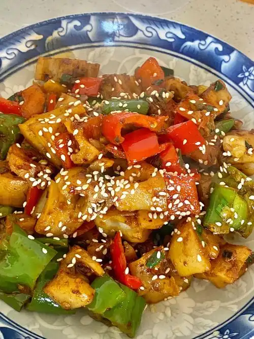 孜然藕丁解锁莲藕新吃法