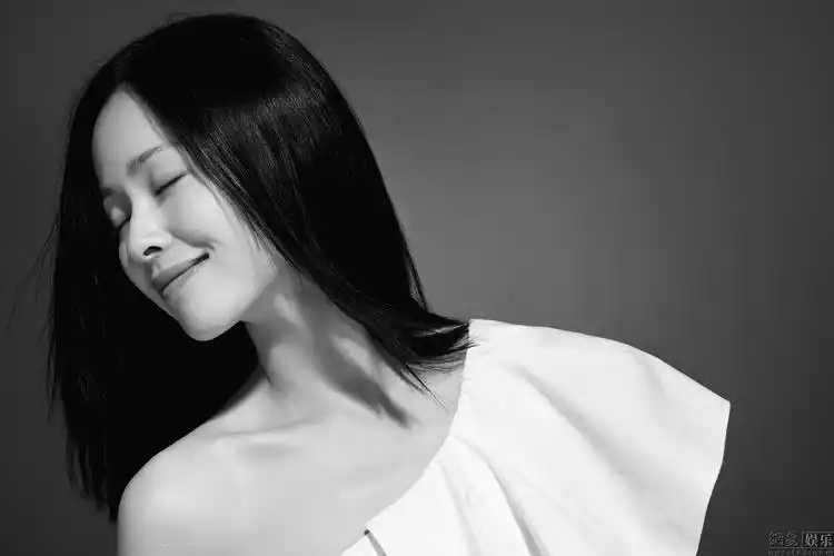 江一燕新歌引发网友追忆青春