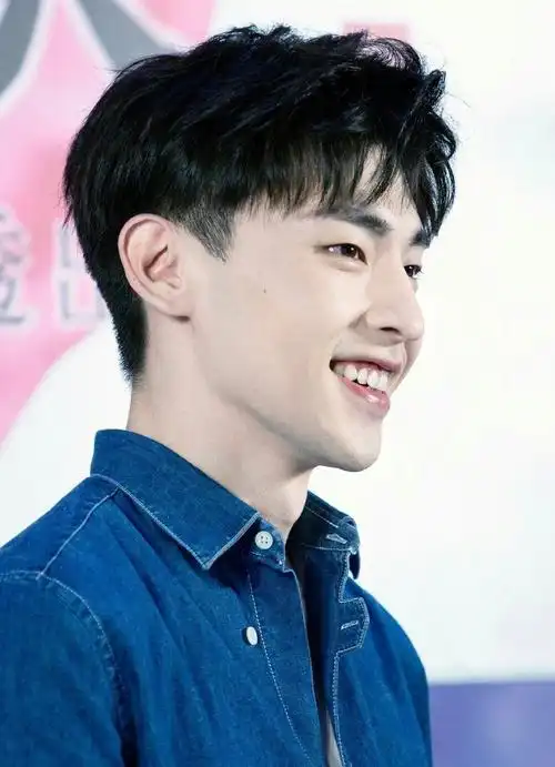 邓伦|大男孩的笑 - 知乎