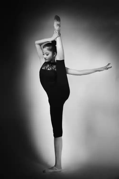 跳舞的女生气质体现在哪里?