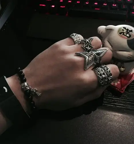 宿主大帝#cody新款复古星星cody波纹星吴亦凡戒指