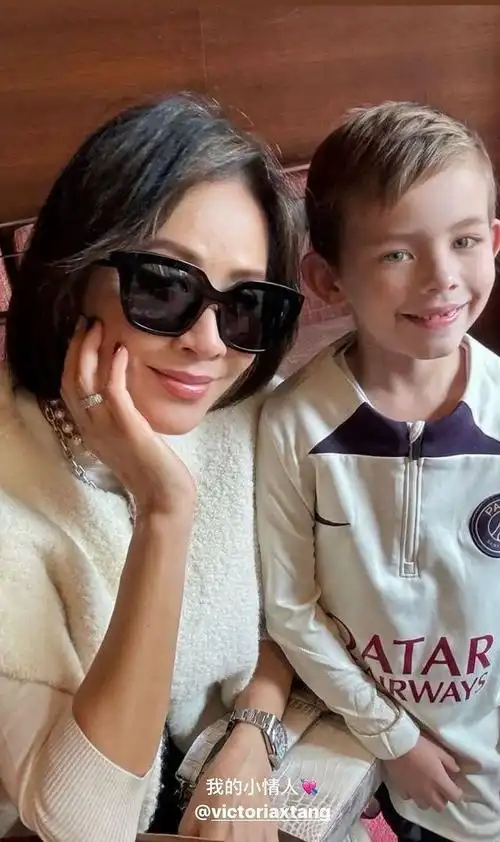 刘嘉玲晒混血宝宝照!对方家族显赫,惊现香港"贵族血统"