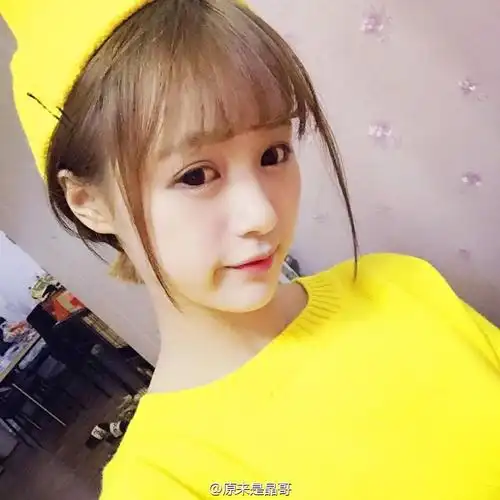 这两种刘海哪个更适合学生剪?初中的