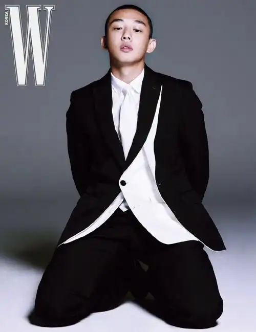 留着圆寸的他谁能不可以呢赏色