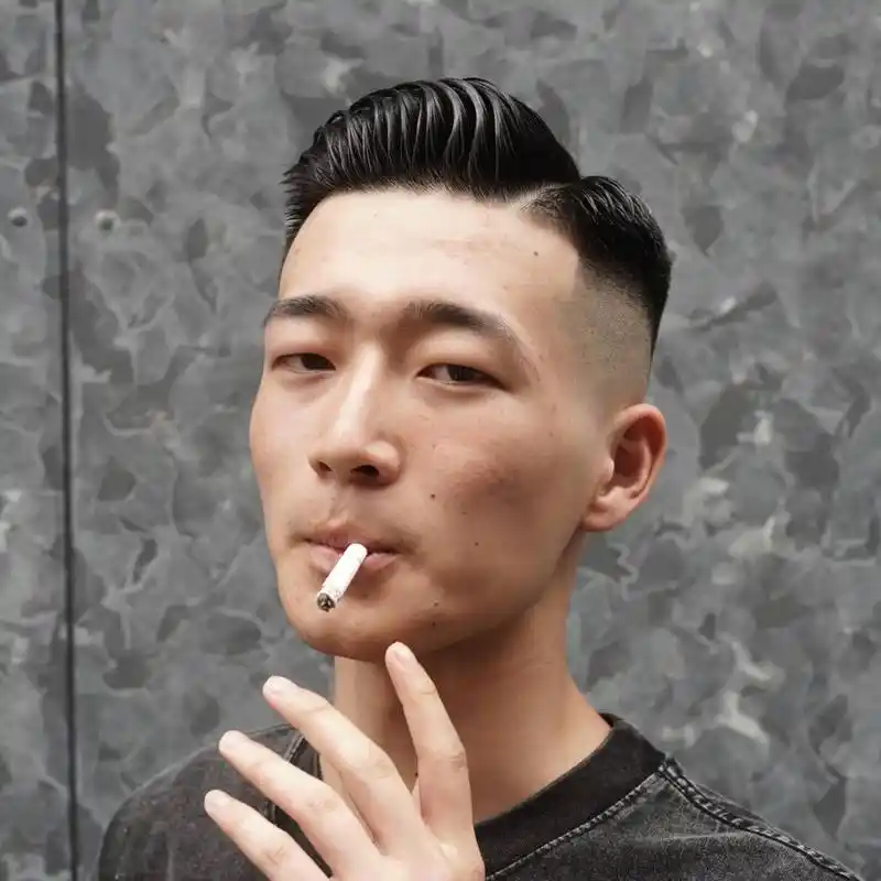 新流行男士发型推荐,清爽时尚很百变,剪完大不一样