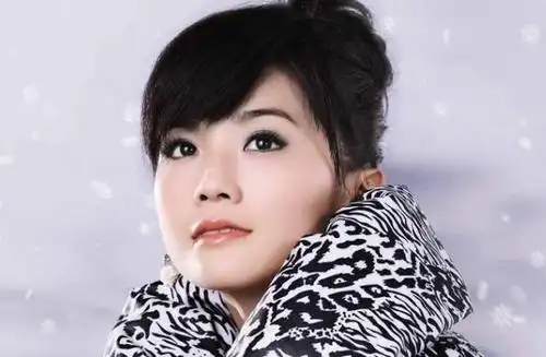 娱乐圈姓蔡的5位女明星,有你喜欢的吗?