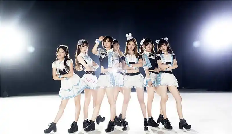 最穷中国女团被曝光lunar五年沉淀待逆袭