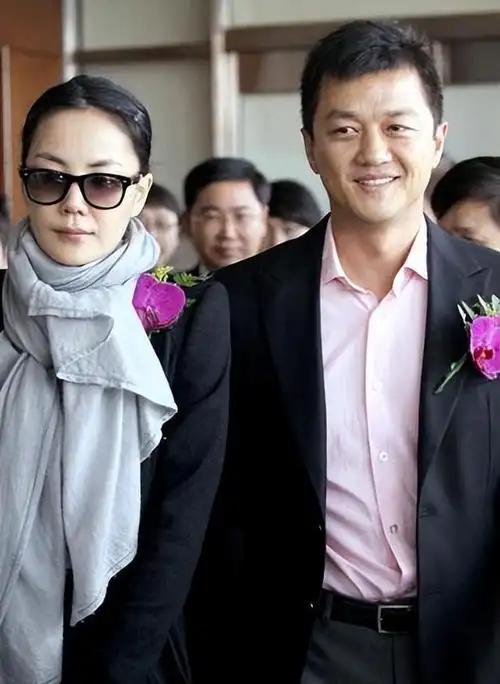 李亚鹏:我那"抽烟喝酒打麻将"的前妻王菲,竟是世上顶好的妈妈