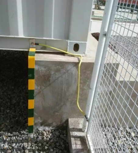 升压站svg无功补偿及金属围栏接地