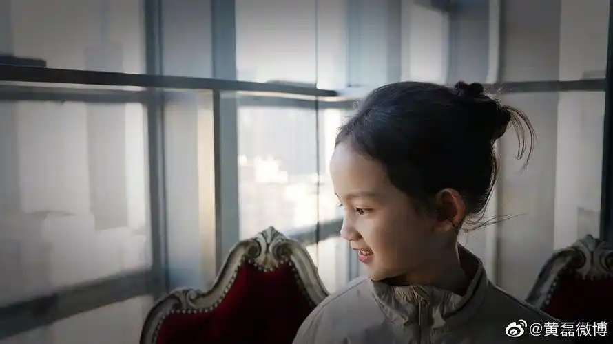 黄少艾小朋友今年7岁啦(多图预警