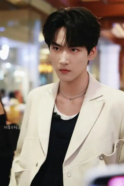 周柯宇战至巅峰上班##战至巅峰