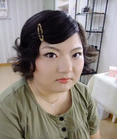 胖脸发型_胖脸适合的发型图片_胖圆脸显脸瘦短发发型_发型师姐