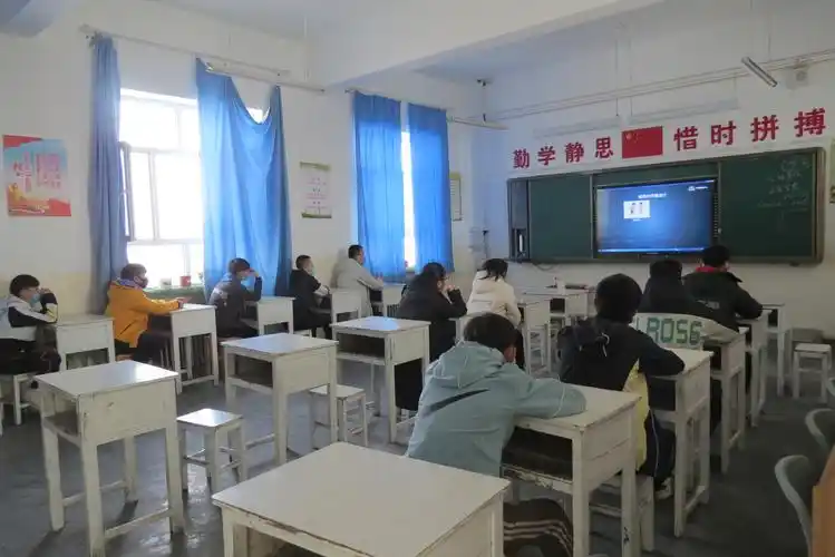 四十六团学校36名初三学生返校复课 - 美篇