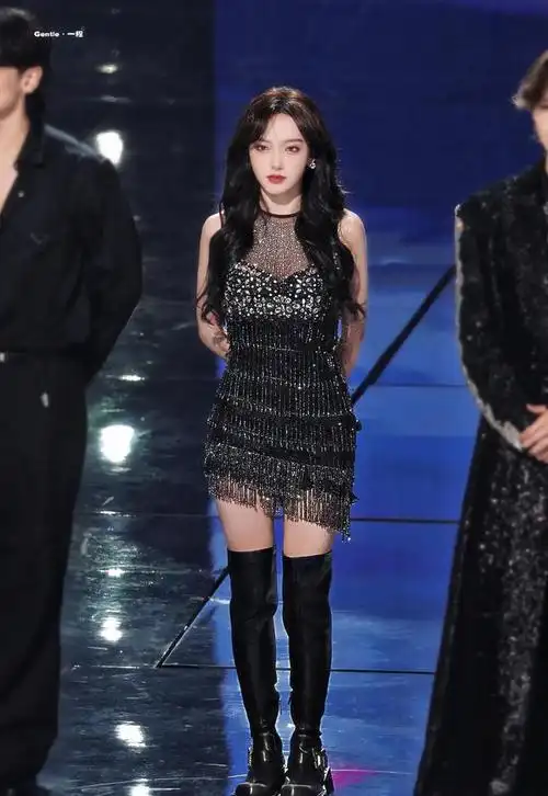 程潇 美丽照片|乐器|华语音乐_网易订阅