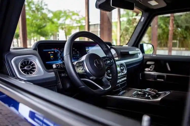 内饰,配置高度接近,豪华感得以保留