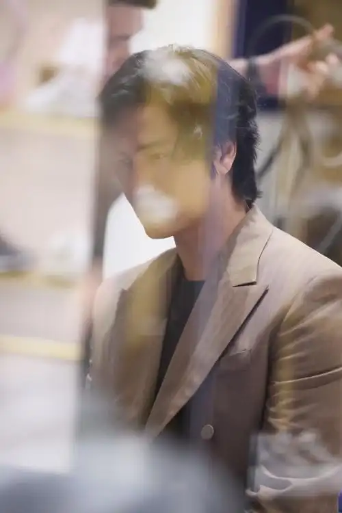 陈坤老钱风##陈坤咖色西装