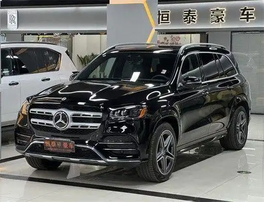 牟总2023款奔驰gls450(配置|询价)在路上不会让你感觉到它体型的硕大