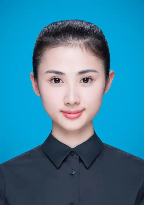 【填写信息】 一,学生基本信息 (一)照片:一寸蓝底正面标准照,如