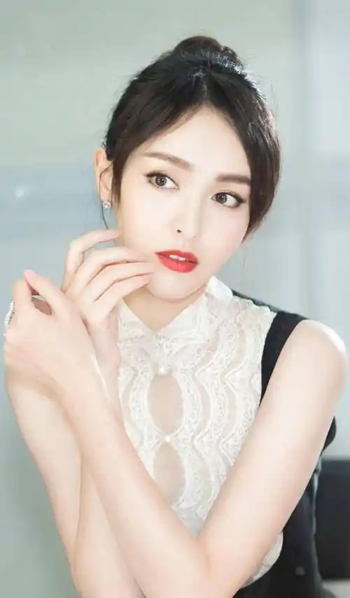 唐嫣的9张美照,每帧都是珍藏款_浩瀚_救命_浮尘