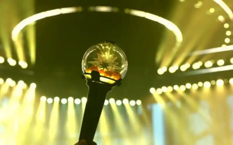 【时代少年团】新版应援棒出镜!演唱会现场彩排花絮惊喜掉落!