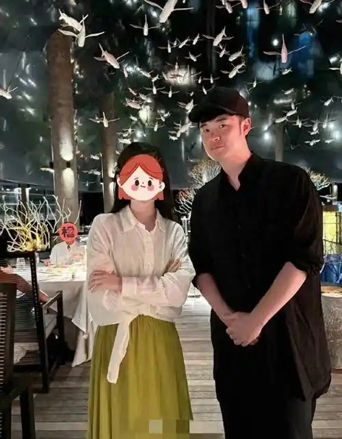 陈赫一家马尔代夫浪漫度假,爱情升温_妻子_家庭_儿子