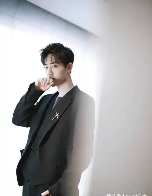 肖战"三方"支援低调行善,粉丝悄然突破2940万,观众:魅力所在_小飞侠