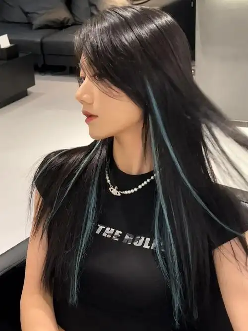 黑发就不时尚不存在的蓝灰色挑染真香