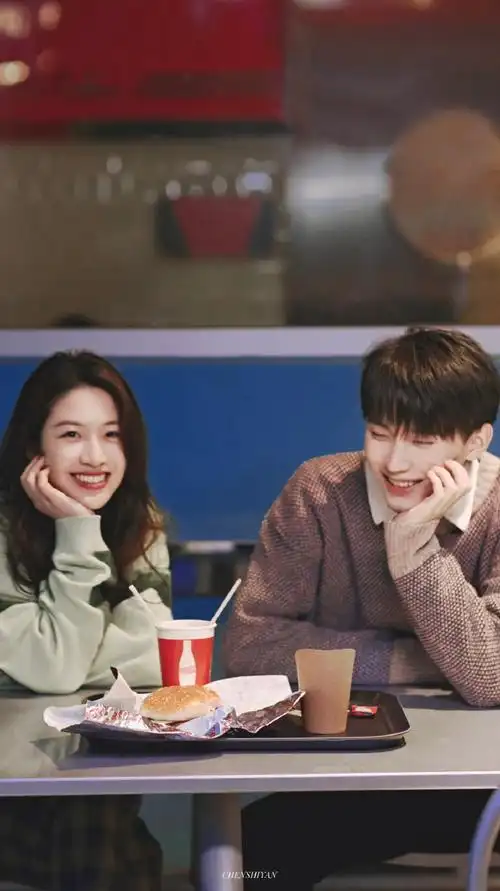 周翊然向涵之情愫定格大片##周翊然向涵之约会拍照模板