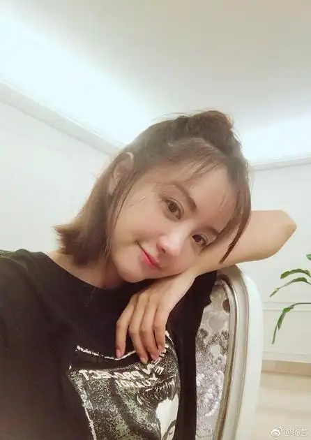 杨蓉37岁不想再演少女人设了但她的少女肌不答应