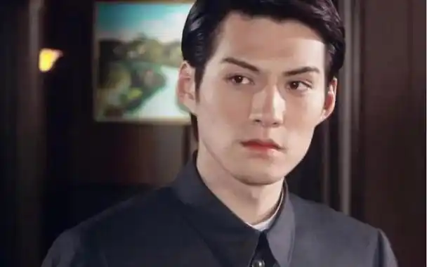 严屹宽年轻时候图片,严屹宽年轻时颜值巅峰(年轻时候的严屹宽究竟有多