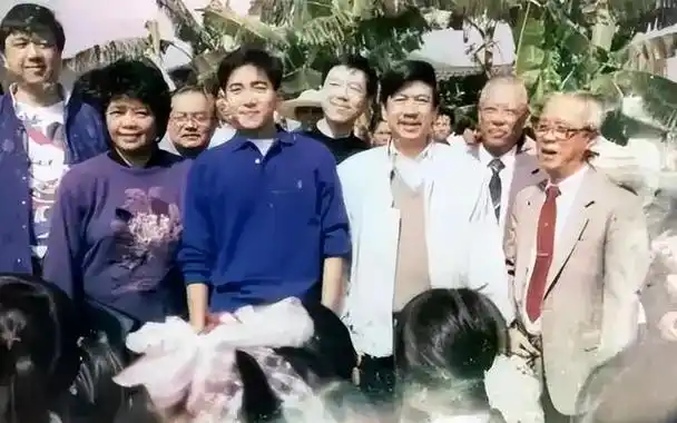 港星家乡情:刘德华燃爆新会,甄子丹低调惊艳