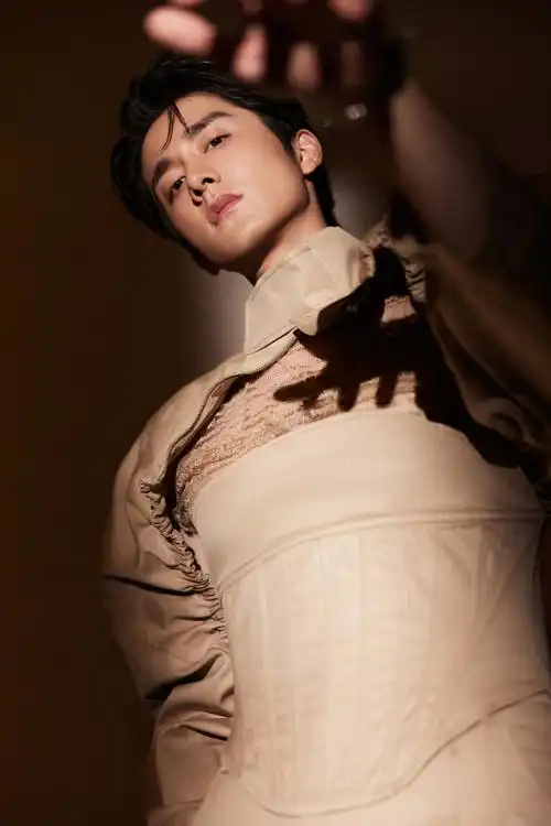 张新成沙丘战损造型