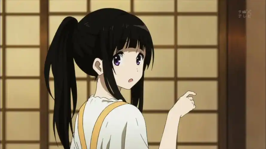 求帮我找下千反田绑单马尾时候的图片 (t▽t)谢谢了