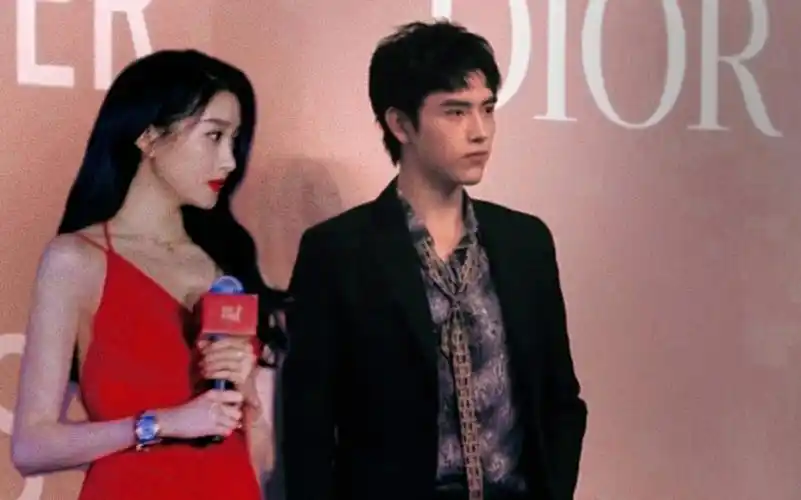 陈飞宇x关晓彤你们俩是刚从小说走出来吗