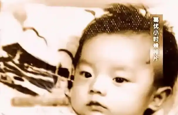 妹妹移居美国,父母已经离世,67岁无儿无女的葛优,现状如何?