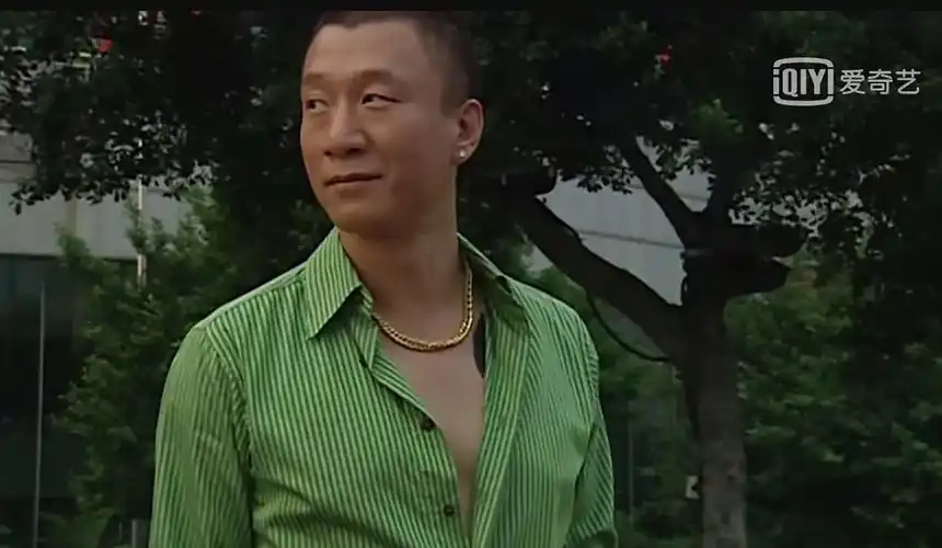 《扫黑风暴》中"正邪难辨"再飙戏,51岁孙红雷,好狠一男的!-爱妻自媒体