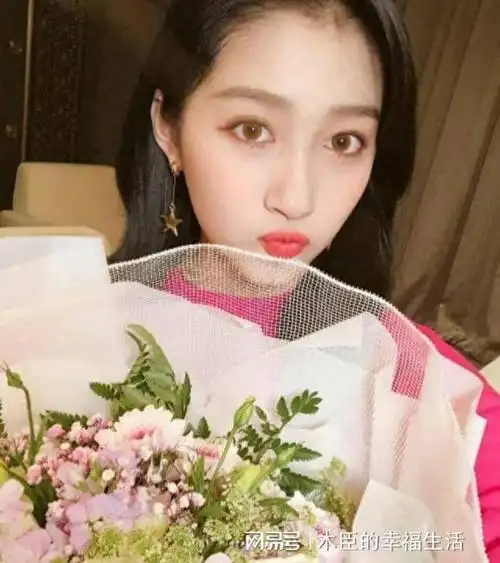 关晓彤终于被称呼为嫂子,网友:般配啊:北京纯爷们和北京大妞儿|鹿晗