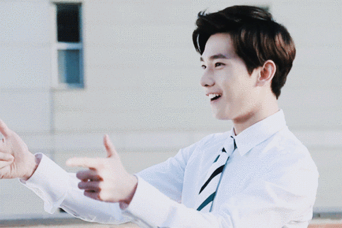 杨洋帅气明星小鲜肉gif动图_动态图_表情包下载_soogif