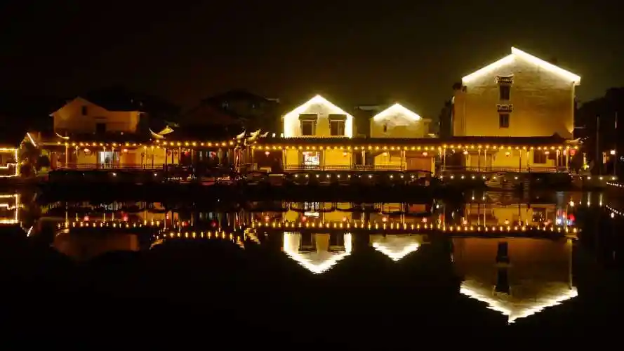江南古镇一朱家角夜景